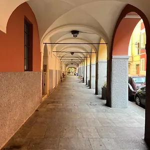 Garage36 Apartment Parma